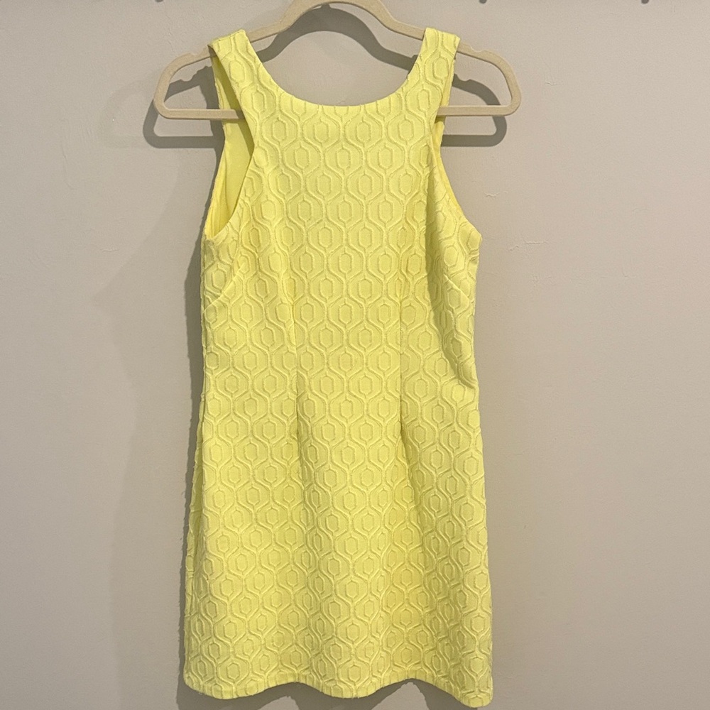 Lilly Pulitzer Elegant Yellow Sleeveless Dress